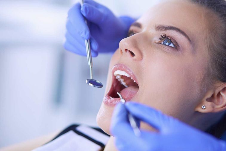 Mundhygiene beim Zahnarzt in Salzburg - Itzling
